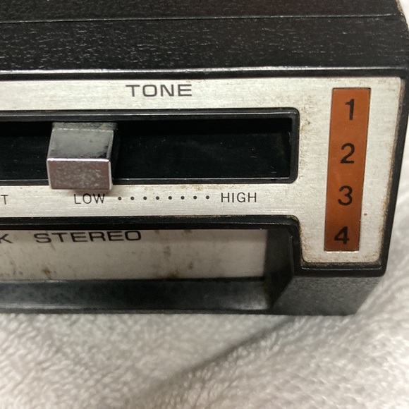 A 8 Track player for a automobile 7 & a half “ long 6” wide - Picture 14 of 14